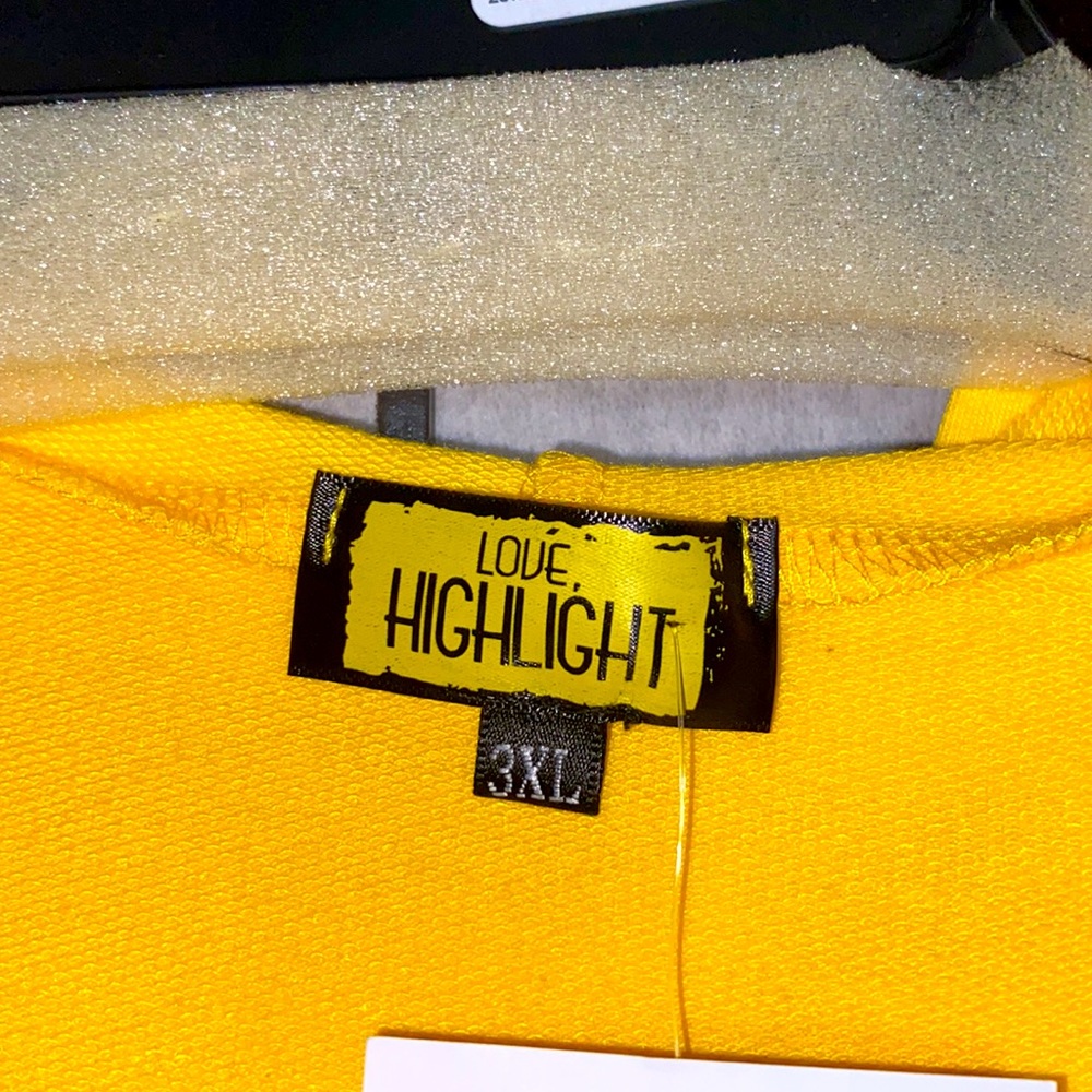 ❤️SOLD❤️Yellow jogging set - Picture 5 of 8